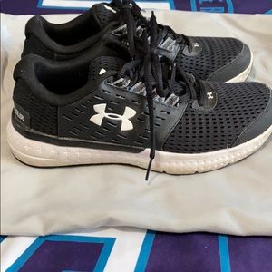 Under Armour women’s tennis shoes
